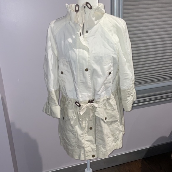 LOFT Jackets & Blazers - ♡Loft zip-up jacket